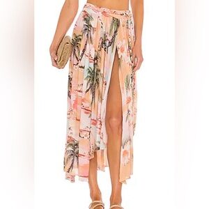 Agua Bendita Size M • Kaylee Luau Tropical Skirt.